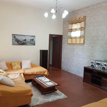 Cocus Villa *